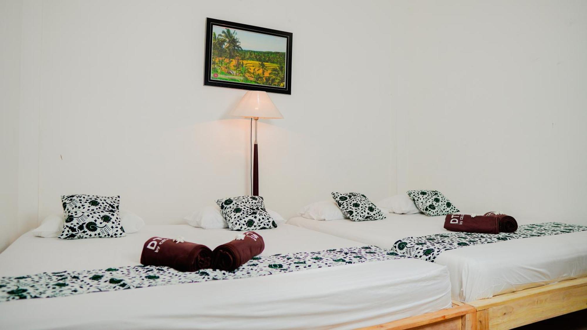 Dormitory Tourism Sritanjung Banyuwangi By Gajahsora Management Экстерьер фото